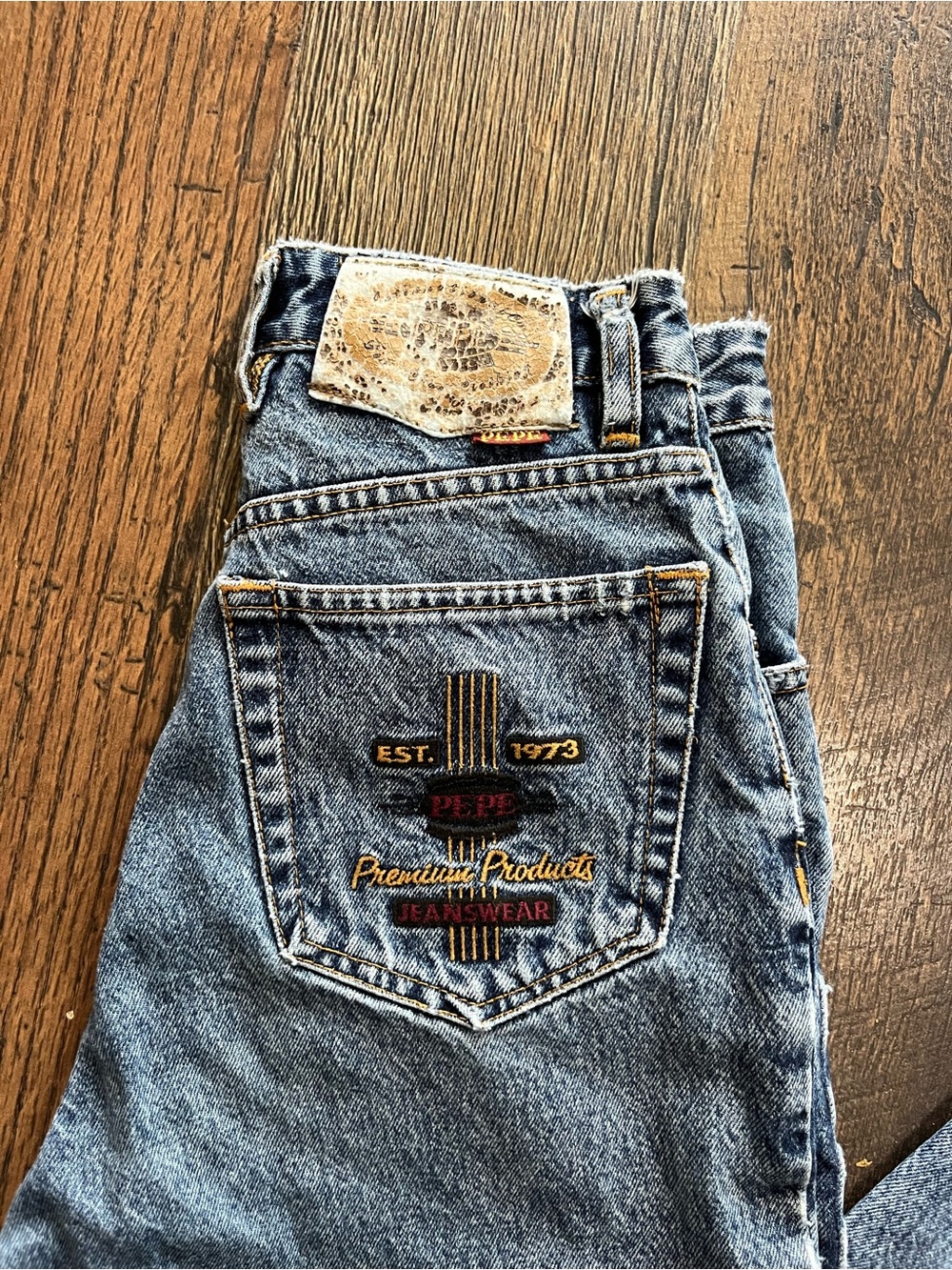 Vintage 90’s Pepe Mom Jeans High-Rise Straight Leg Jeans in Light Blue Wash